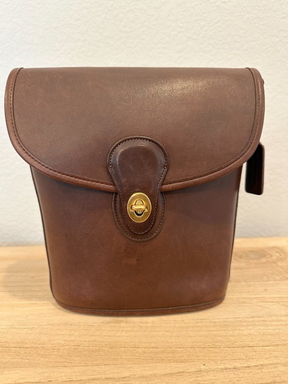 COACH Bradley Bucket Bag - Mahogany Leather - Crossbody - USA pre-1994 - Picture 9 of 9